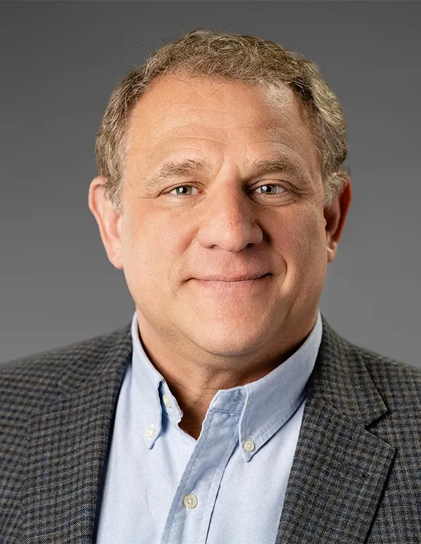 Headshot of Brad Mindlin